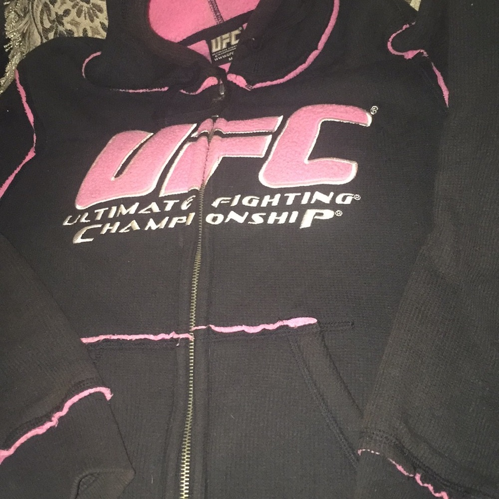 UFC thermal sweater